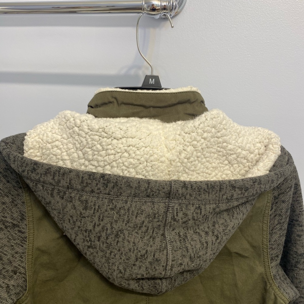Wallflower green and gray jacket. - Picture 3 of 5